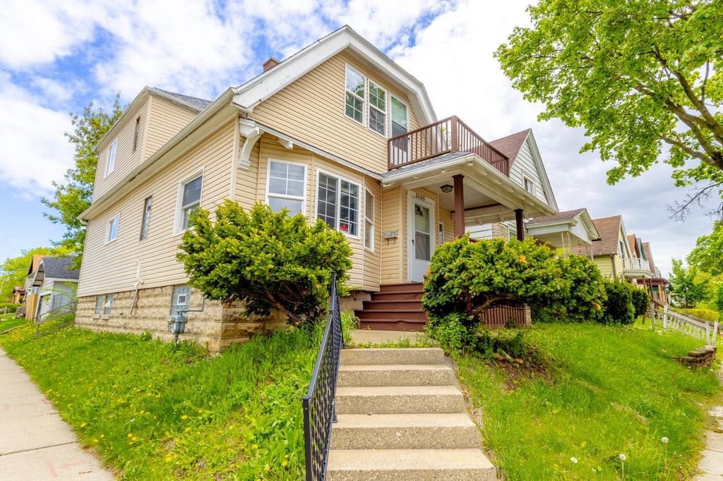 Photo of 3450 N 23rd STREET, Milwaukee, WI 53206 (MLS # 1944787)