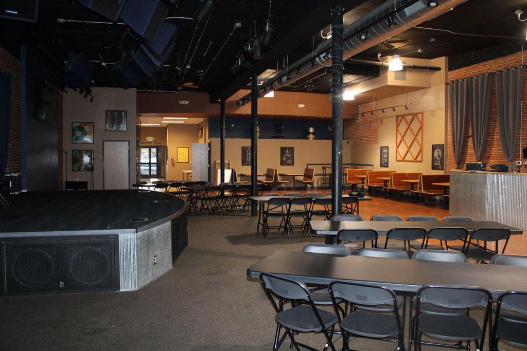 Photo of 422 Main STREET #424, La Crosse, WI 54601 (MLS # 1944606)