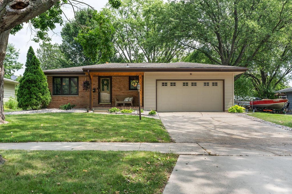 Photo of 1108 Erie DRIVE, Janesville, WI 53545 (MLS # 1974767)