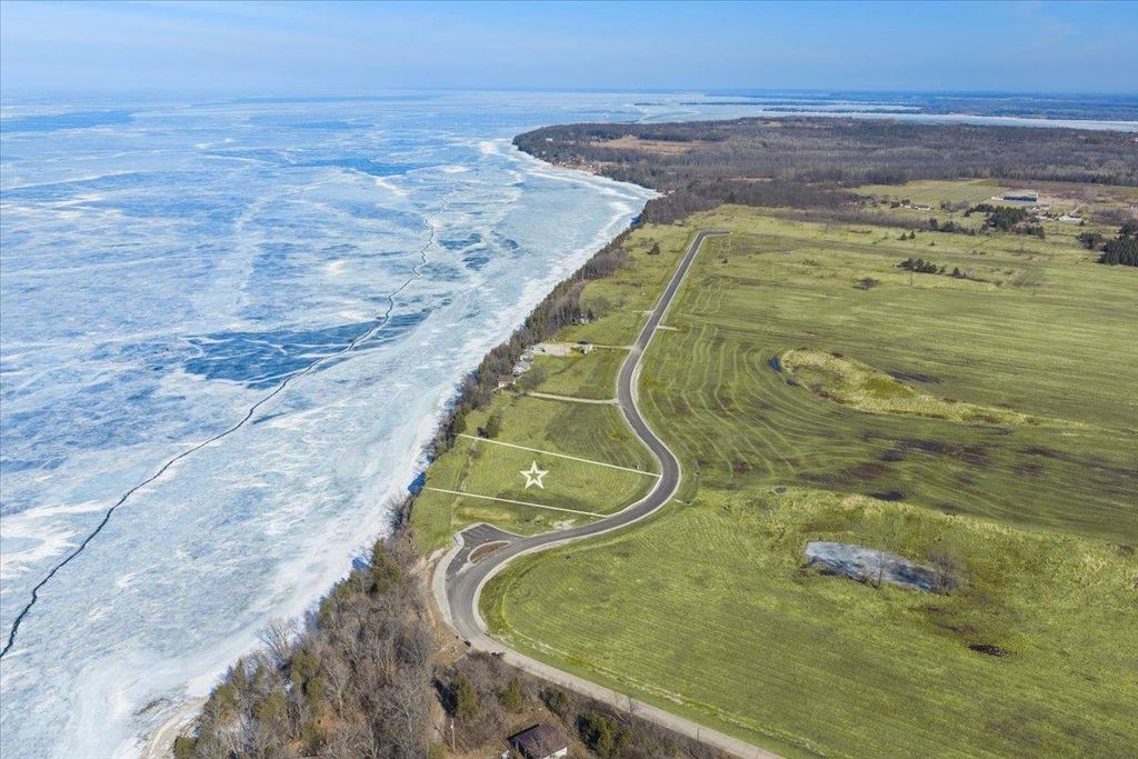 Photo of Debroux COURT, Sturgeon Bay, WI 54235 (MLS # 50321872)