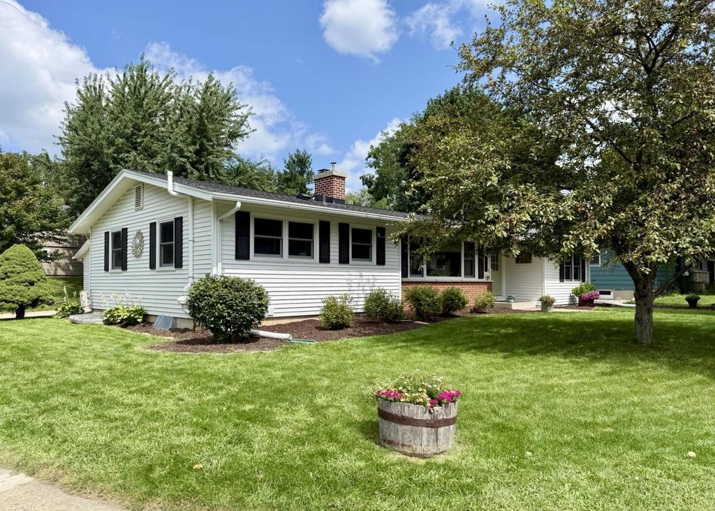 Photo of 5318 Regent STREET, Madison, WI 53705 (MLS # 2031247)