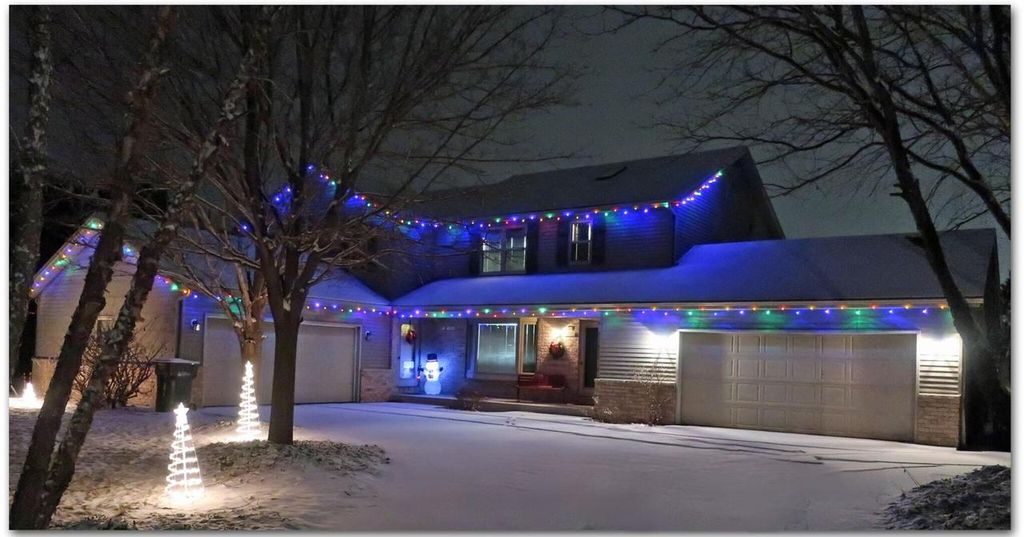 Photo of S86W18930 Woods ROAD #S86W18932, Muskego, WI 53150 (MLS # 1949563)