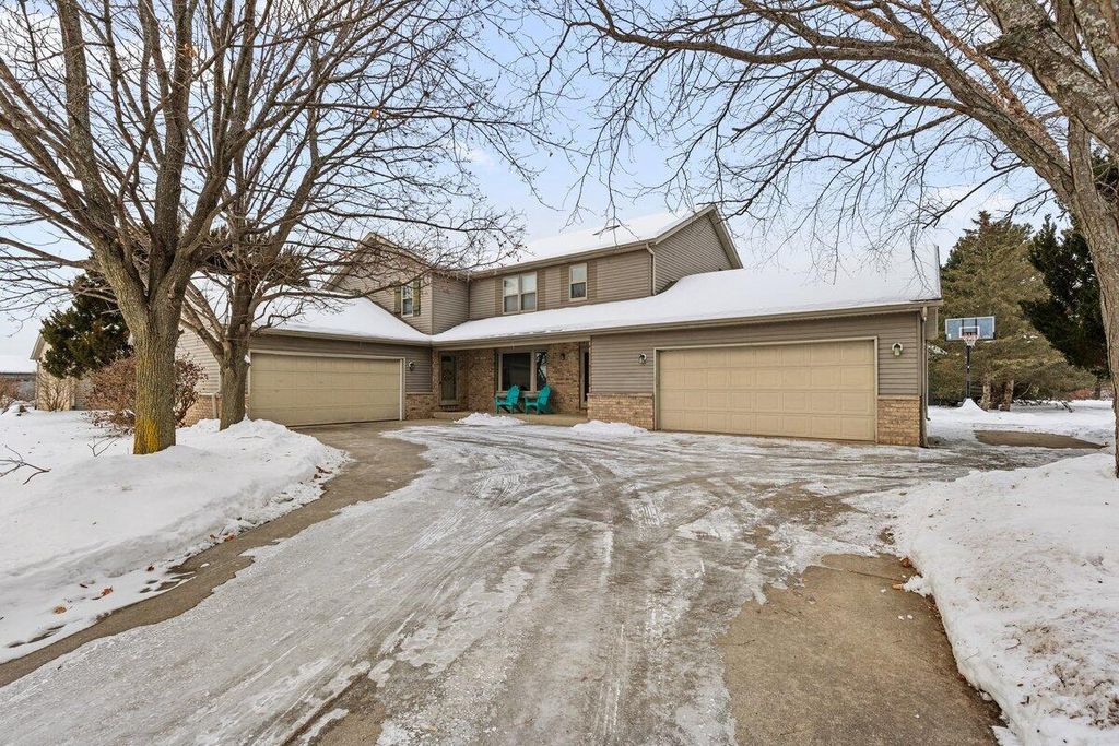 Photo of S86W18930 Woods ROAD #S86W18932, Muskego, WI 53150 (MLS # 1949563)