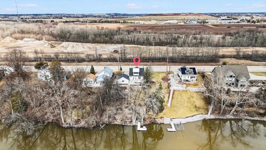 Photo of 1721 W Main STREET, Little Chute, WI 54911 (MLS # 50323383)