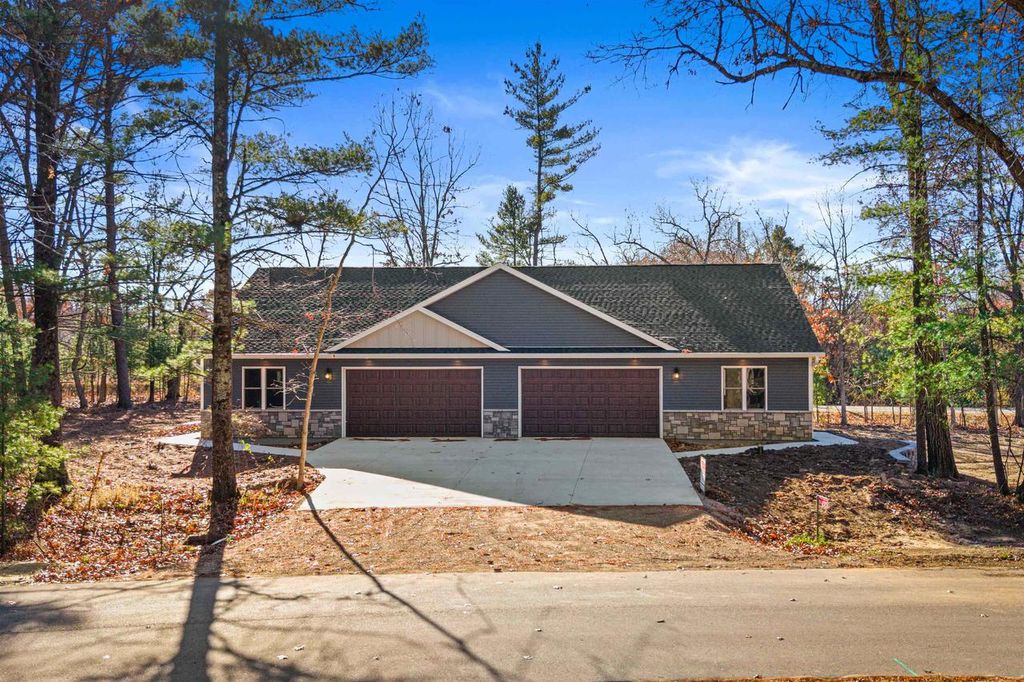 Photo of W6513 Woodhaven CIRCLE, Wautoma, WI 54982 (MLS # 50318479)