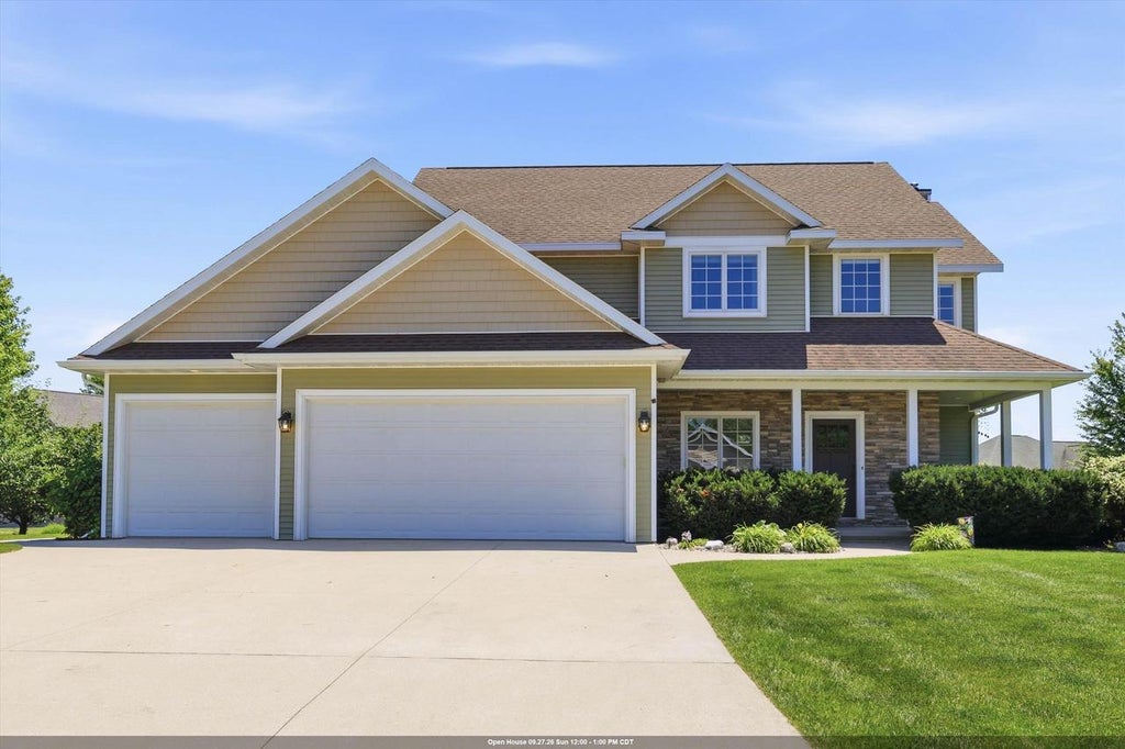 Photo of W5261 Arbor Vitae COURT, Sherwood, WI 54169 (MLS # 50329092)