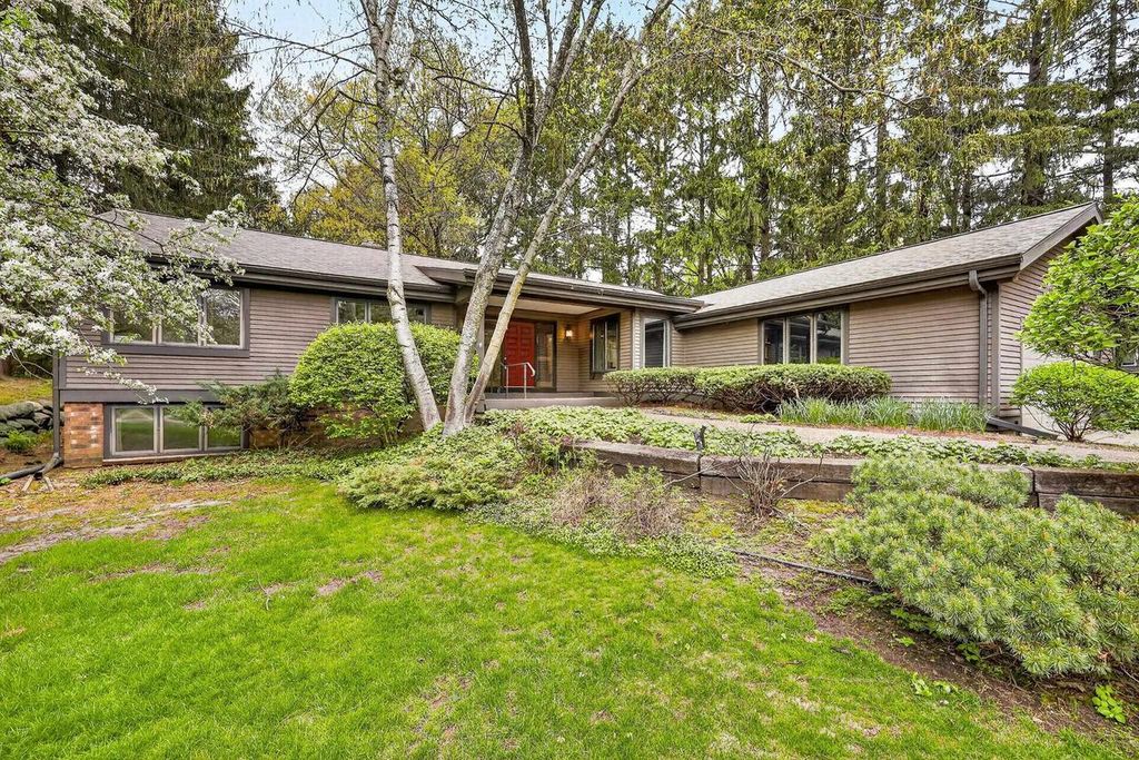 Photo of 18 Larch CIRCLE, Madison, WI 53705 (MLS # 2022287)