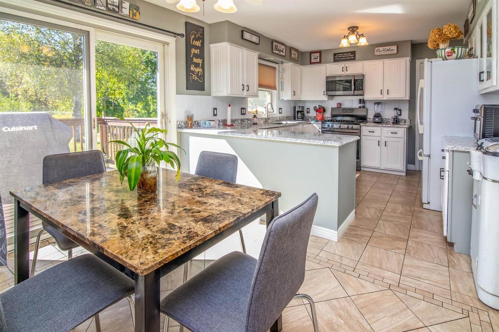 Photo of 532 Santa Maria DRIVE, Arlington, WI 53911 (MLS # 2034143)