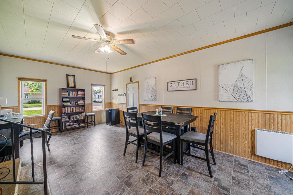 Photo of 1918 Alaska STREET, Oshkosh, WI 54902 (MLS # 50330521)