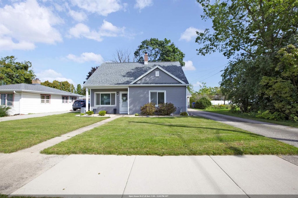 Photo of 724 Mitchell STREET, Neenah, WI 54956 (MLS # 50333268)