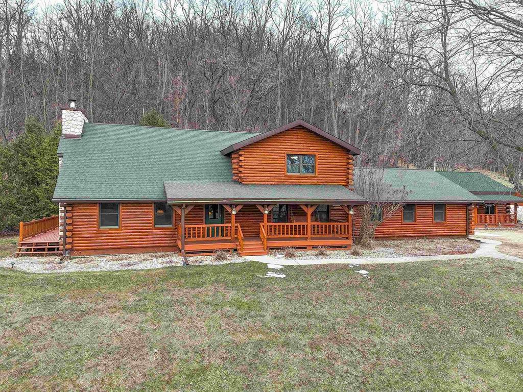 Photo of 8986 Waterford STREET, Sauk City, WI 53583 (MLS # 2017764)