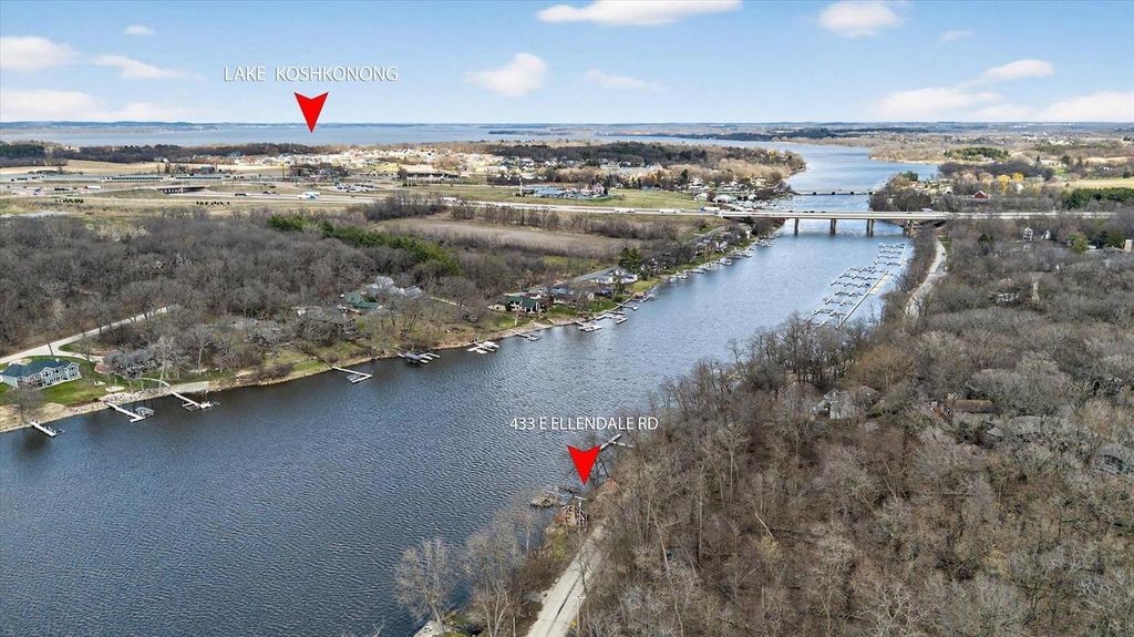 Photo of 433 E Ellendale ROAD, Edgerton, WI 53534 (MLS # 2020222)