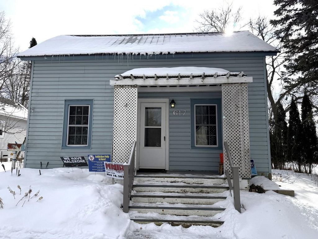Photo of 617 Humboldt AVENUE, Wausau, WI 54403 (MLS # 22600581)