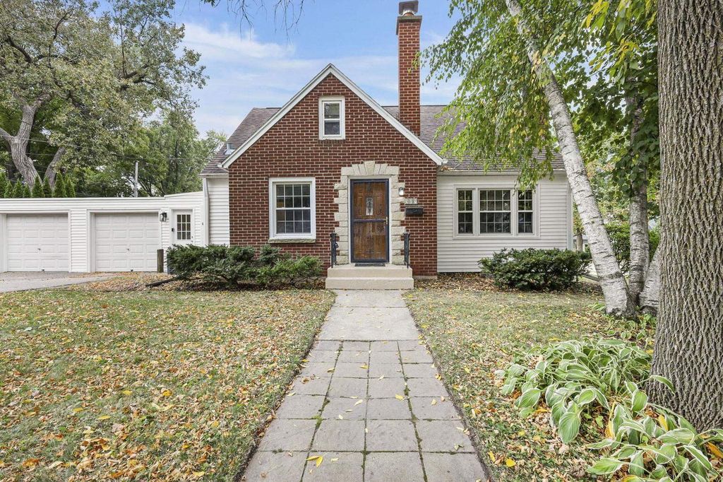 Photo of 509 Westmorland BOULEVARD, Madison, WI 53711 (MLS # 2007454)