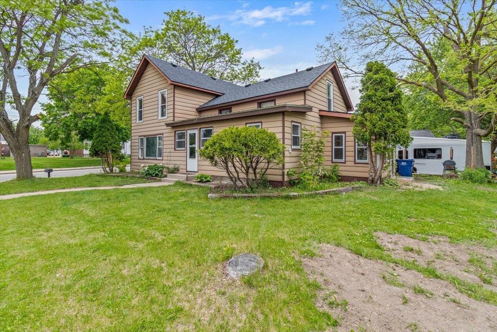 Photo of 128 Franklin STREET, Sparta, WI 54656 (MLS # 2024141)