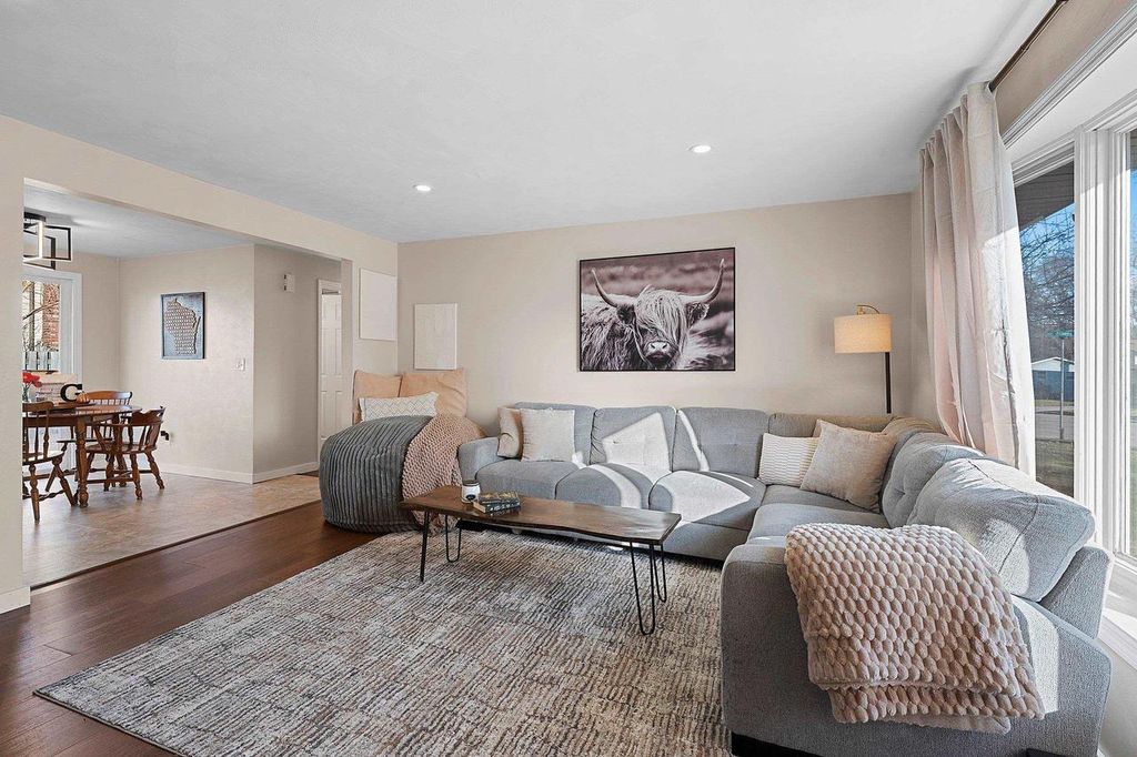 Photo of 2539 Heather ROAD, Green Bay, WI 54311 (MLS # 50318579)