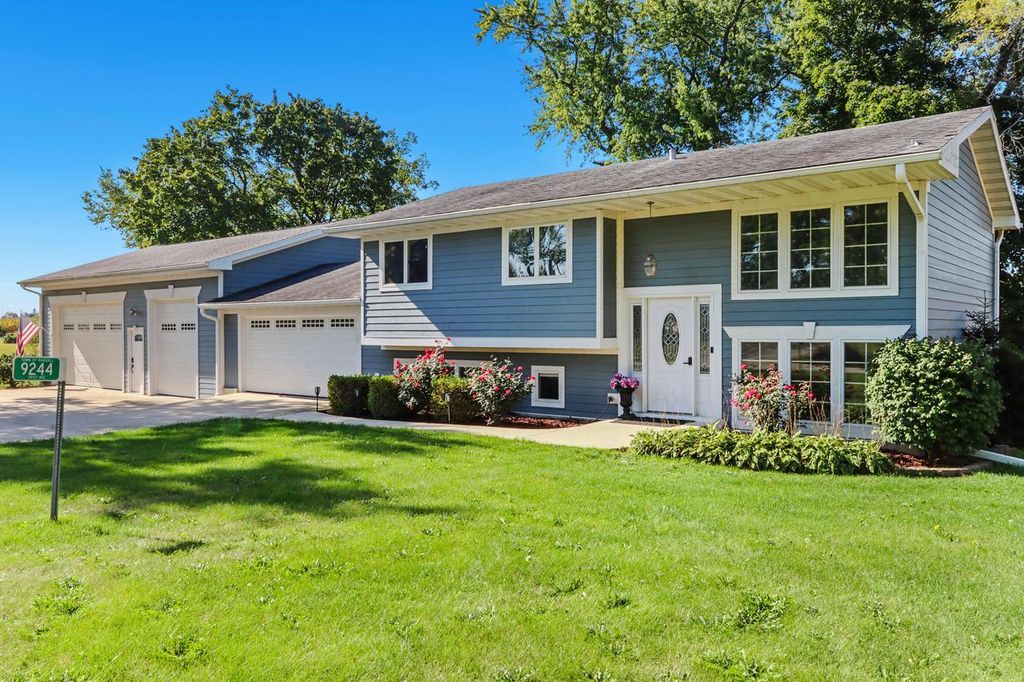 Photo of 9244 391st AVENUE, Genoa City, WI 53128 (MLS # 1940155)