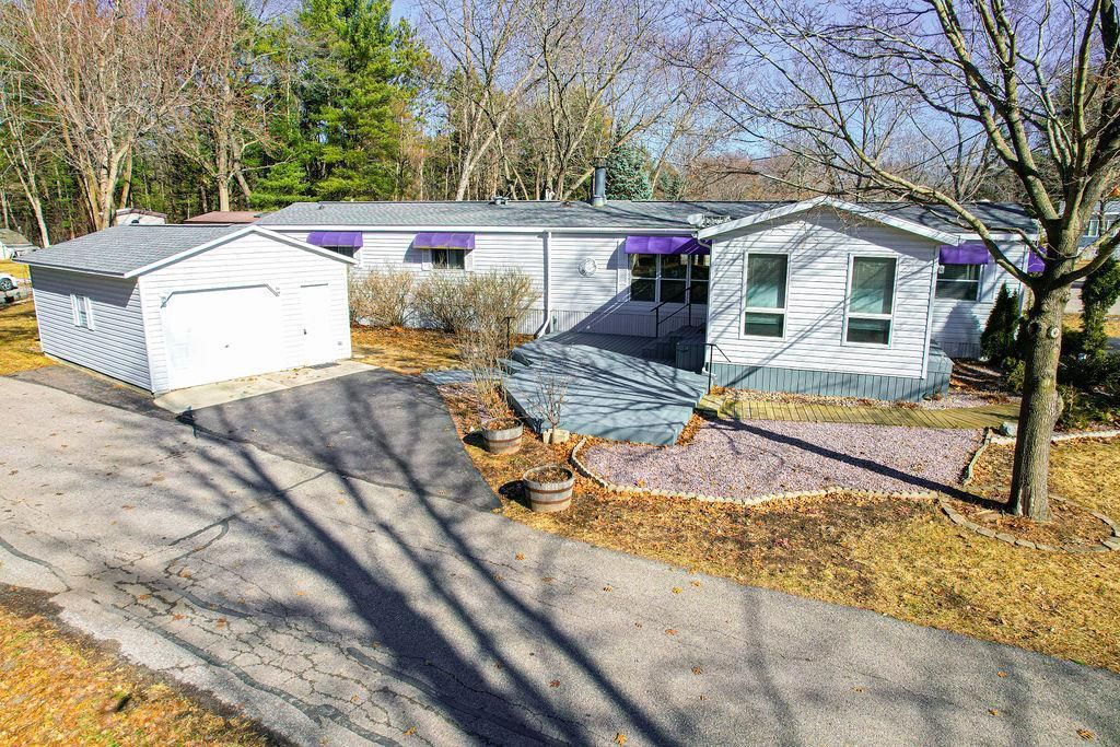 Photo of 118 Deer PATH #118, Baraboo, WI 53913 (MLS # 2016976)
