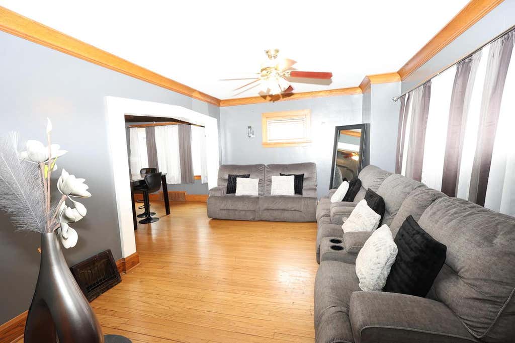 Photo of 4064 N 24th STREET, Milwaukee, WI 53209 (MLS # 1966143)