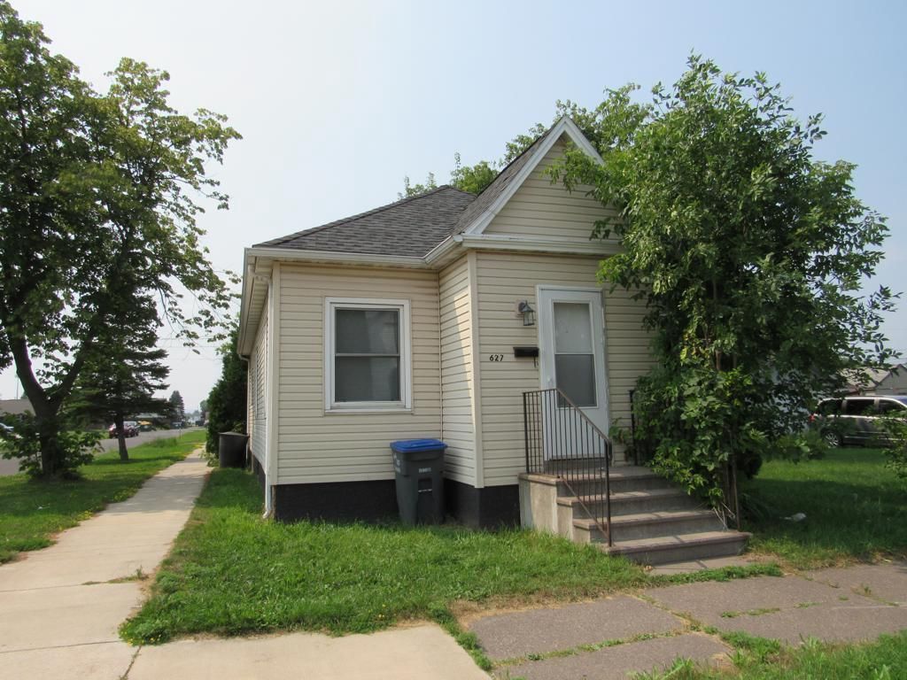Photo of 627 Grand AVENUE, Superior, WI 54880 (MLS # 6122768)