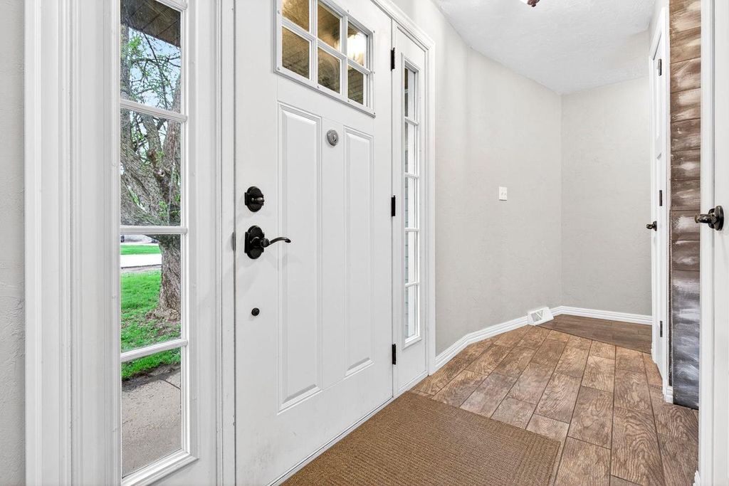 Photo of 1396 Fatima STREET, Menasha, WI 54942 (MLS # 50324440)