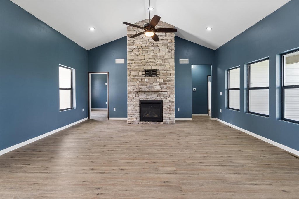 Photo of 535 N Pheasant DRIVE, New London, WI 54961 (MLS # 50330718)