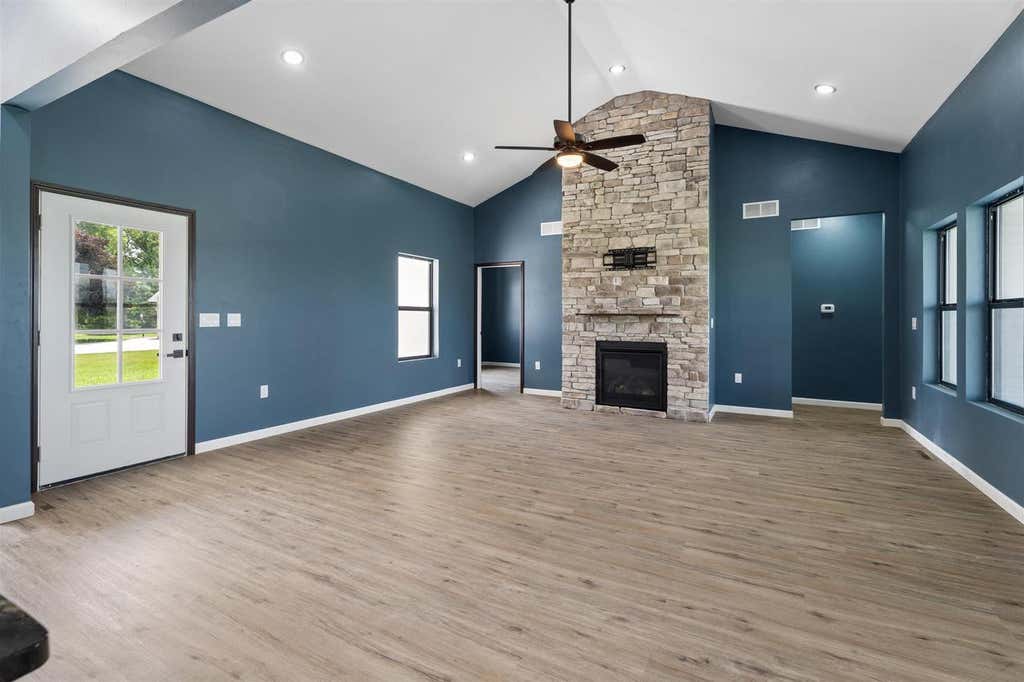 Photo of 535 N Pheasant DRIVE, New London, WI 54961 (MLS # 50330718)