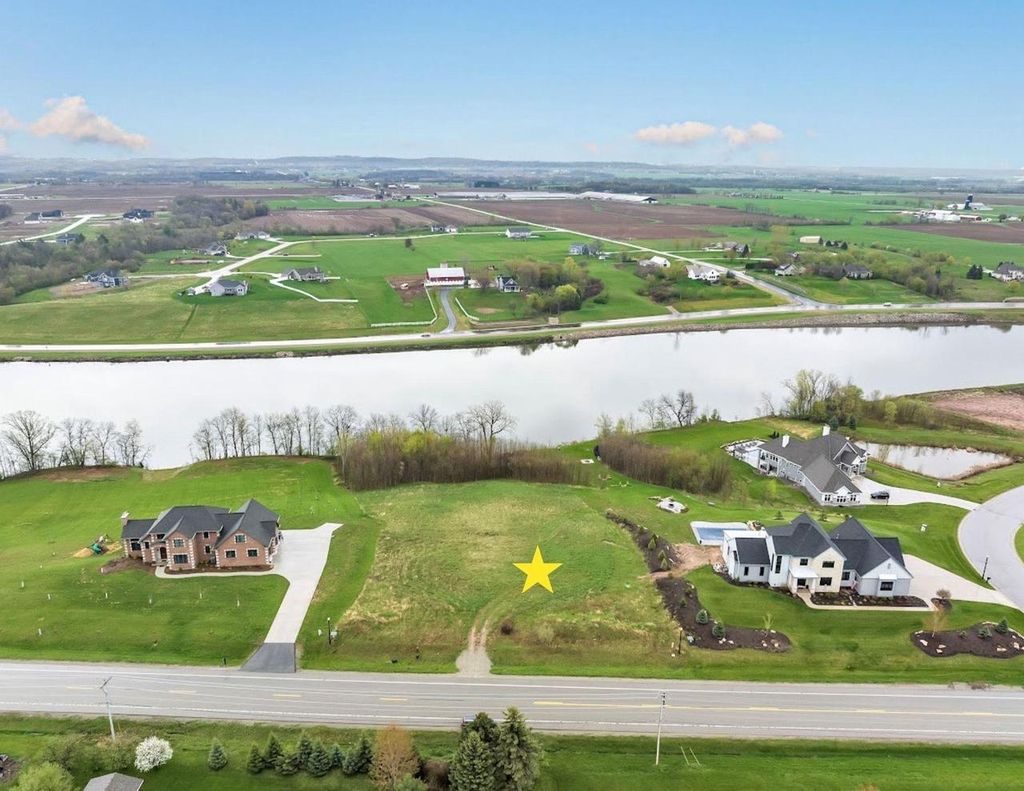 Photo of 4079 Lost Dauphin ROAD, Wrightstown, WI 54115 (MLS # 50321706)