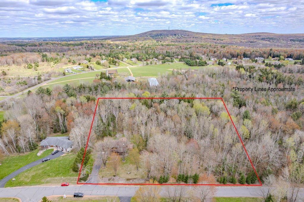 Photo of 223163 Raspberry LANE, Wausau, WI 54401 (MLS # 22601918)