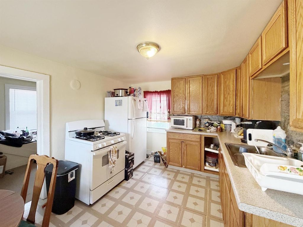 Photo of 108 N Hickory STREET, Fond Du Lac, WI 54935 (MLS # 50322069)