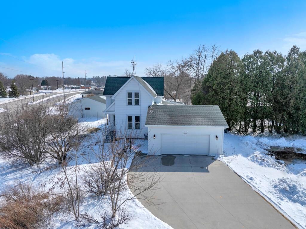 Photo of 3247 Main AVENUE, Sheboygan, WI 53083 (MLS # 1954737)