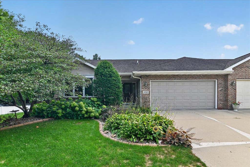 Photo of 5707 Osborn DRIVE, Mcfarland, WI 53558 (MLS # 2030240)