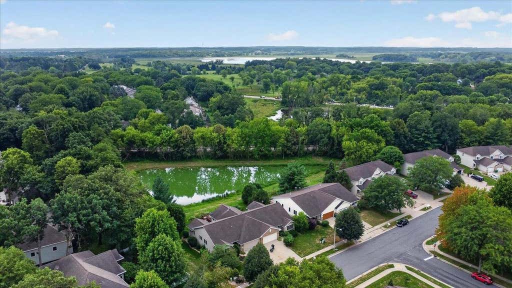 Photo of 5707 Osborn DRIVE, Mcfarland, WI 53558 (MLS # 2030240)