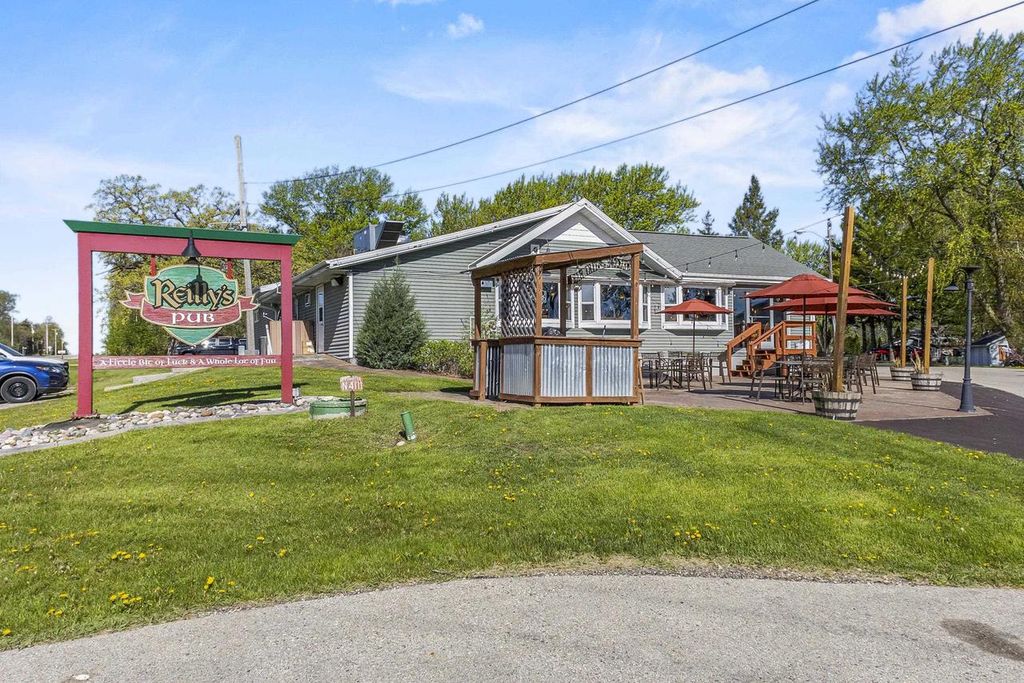 Photo of N4111 S Lakeshore DRIVE, Markesan, WI 53946 (MLS # 2022559)