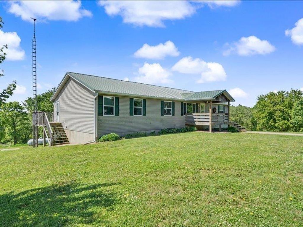Photo of 874 Rock Cut ROAD, Hazel Green, WI 53811 (MLS # 2024735)