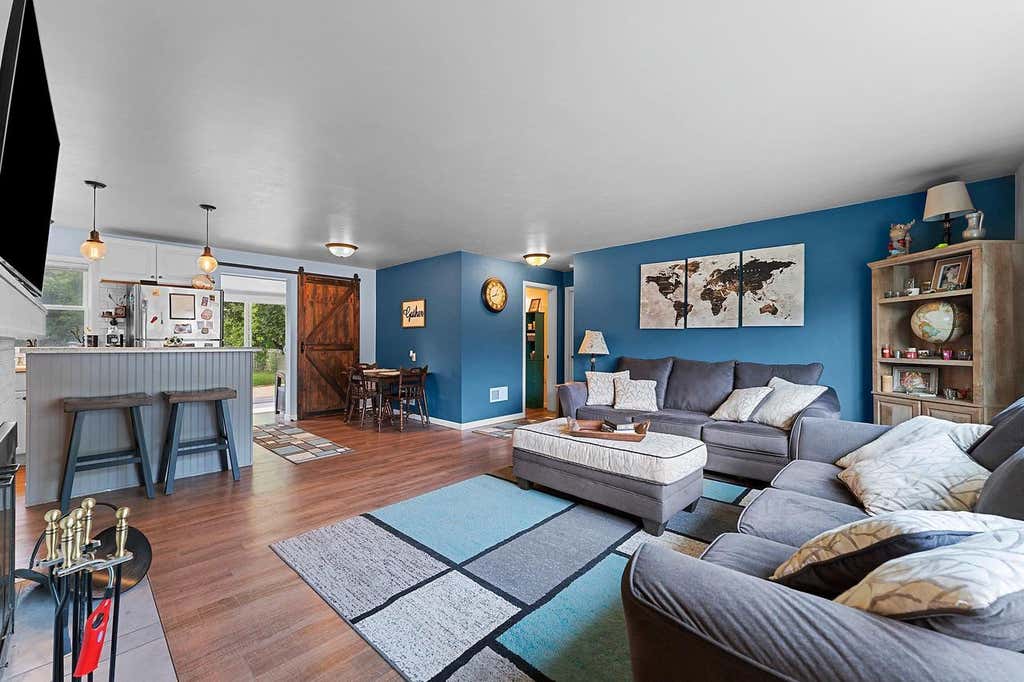 Photo of 1428 Hastings STREET, Green Bay, WI 54301 (MLS # 50330940)