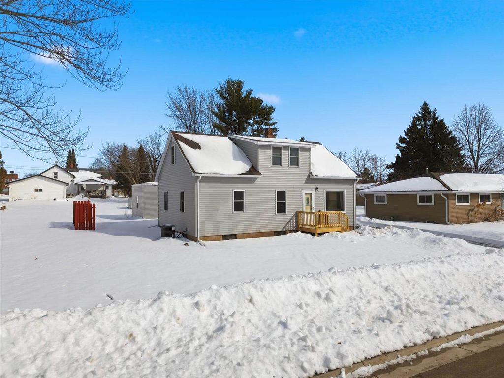 Photo of 216 S 4th STREET, Colby, WI 54421 (MLS # 22601103)