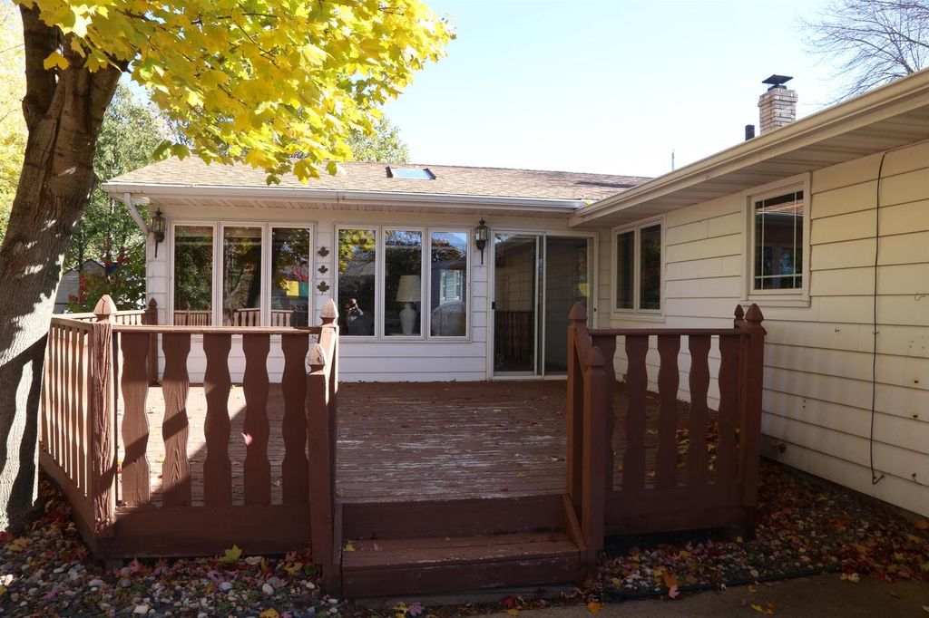 Photo of 216 E 17th STREET, Kaukauna, WI 54130 (MLS # 50317794)