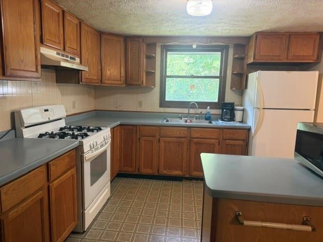 Photo of 7694N Fox Avenue, Hayward, WI 54843 (MLS # 1603723)