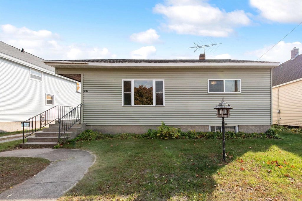 Photo of 1034 Jackson STREET, Marinette, WI 54143 (MLS # 50334948)