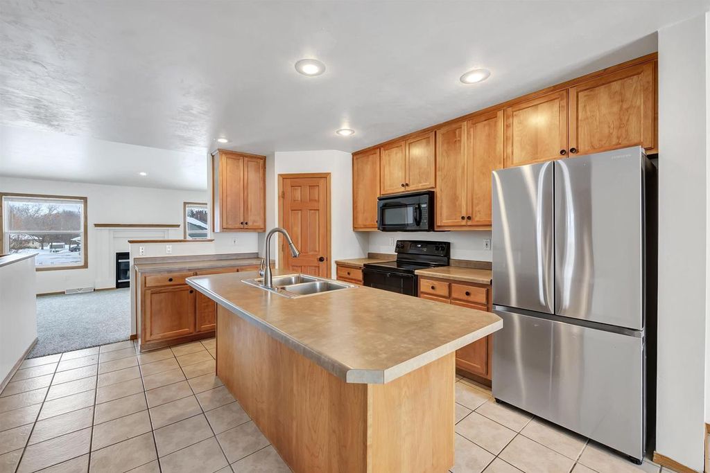 Photo of 1926 River Hill COURT, Suamico, WI 54313 (MLS # 50320305)