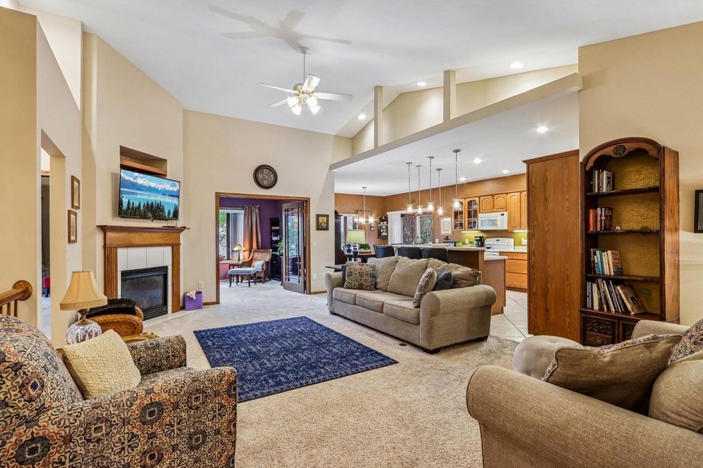 Photo of 3133 Collingwood DRIVE, Sun Prairie, WI 53590 (MLS # 2021900)