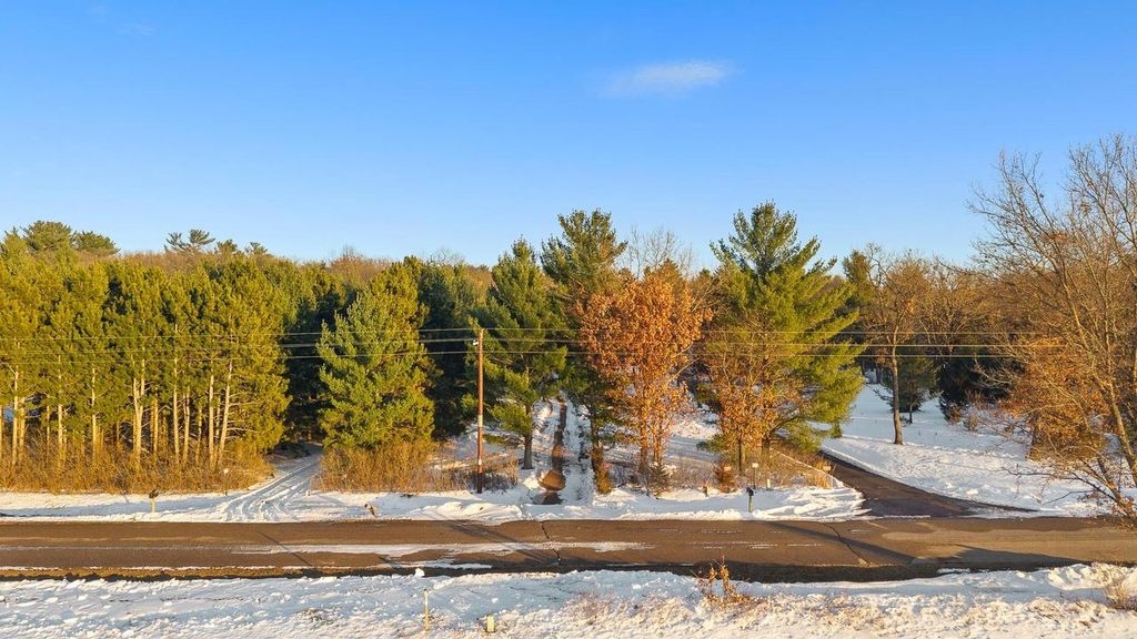 Photo of 3258 8th AVENUE, Wisconsin Dells, WI 53965 (MLS # 2013961)