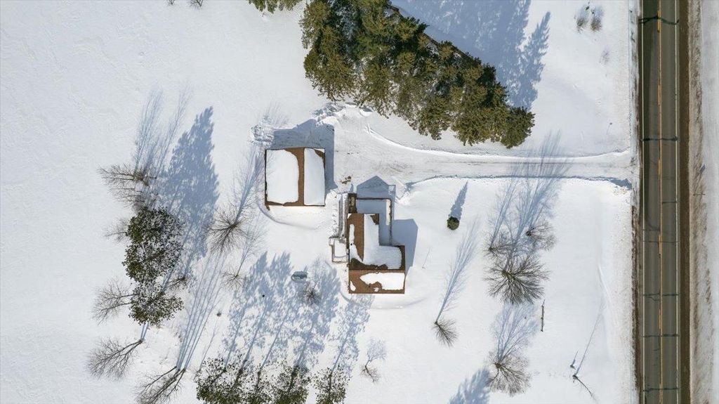 Photo of 46305 Highway 112, Ashland, WI 54806 (MLS # 6123615)