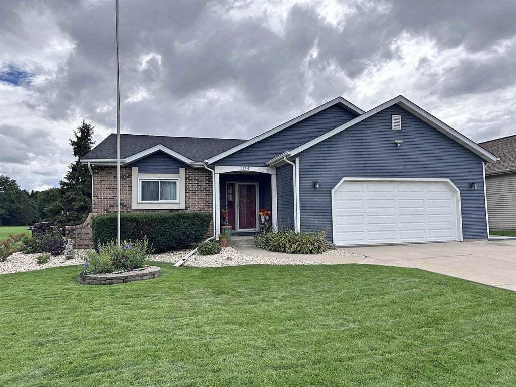 Photo of 3344 Randolph ROAD, Janesville, WI 53546 (MLS # 2033137)