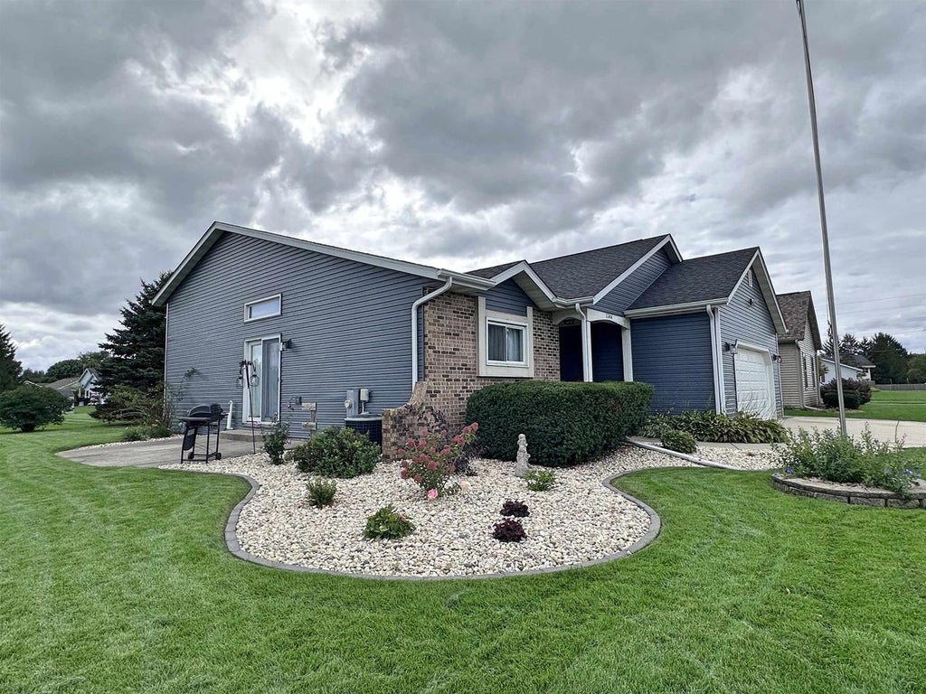 Photo of 3344 Randolph ROAD, Janesville, WI 53546 (MLS # 2033137)