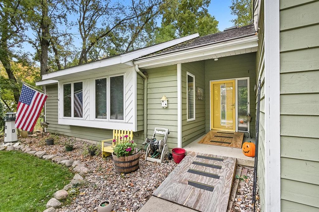 Photo of W8231 Lake TERRACE, Lake Mills, WI 53551 (MLS # 2010960)
