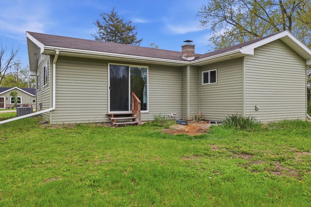 Photo of 33015 Bohner DRIVE, Burlington, WI 53105 (MLS # 1959826)