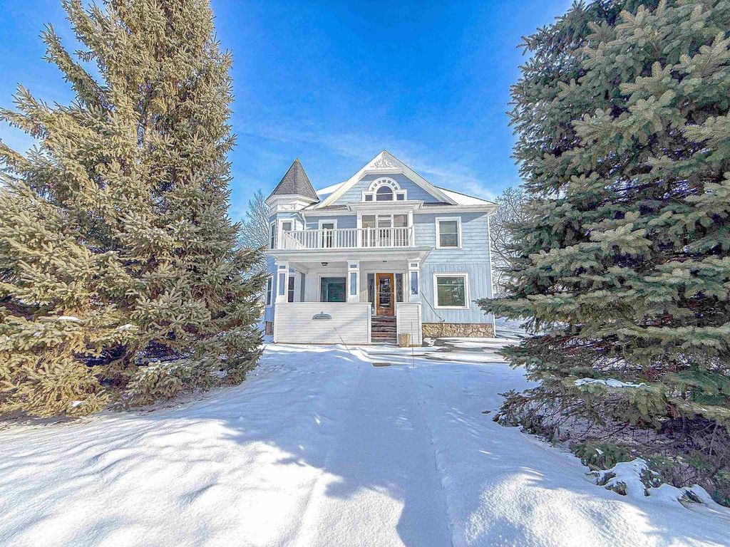 Photo of 106 S Franklin STREET, Shawano, WI 54166 (MLS # 50319620)