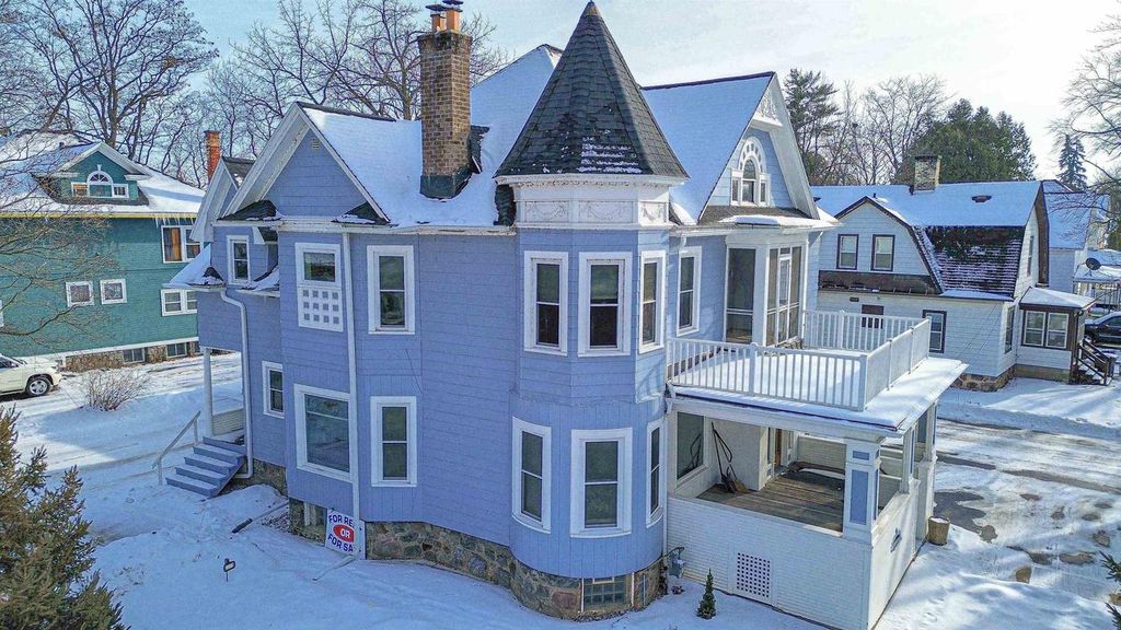 Photo of 106 S Franklin STREET, Shawano, WI 54166 (MLS # 50319620)